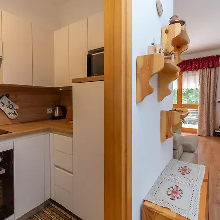 アパート Cordevole ロッカ・ピエートレ